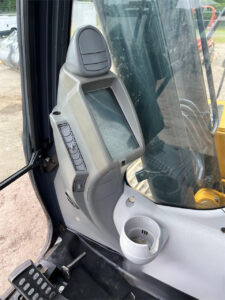 2018 Deere 180G LC - photo 1